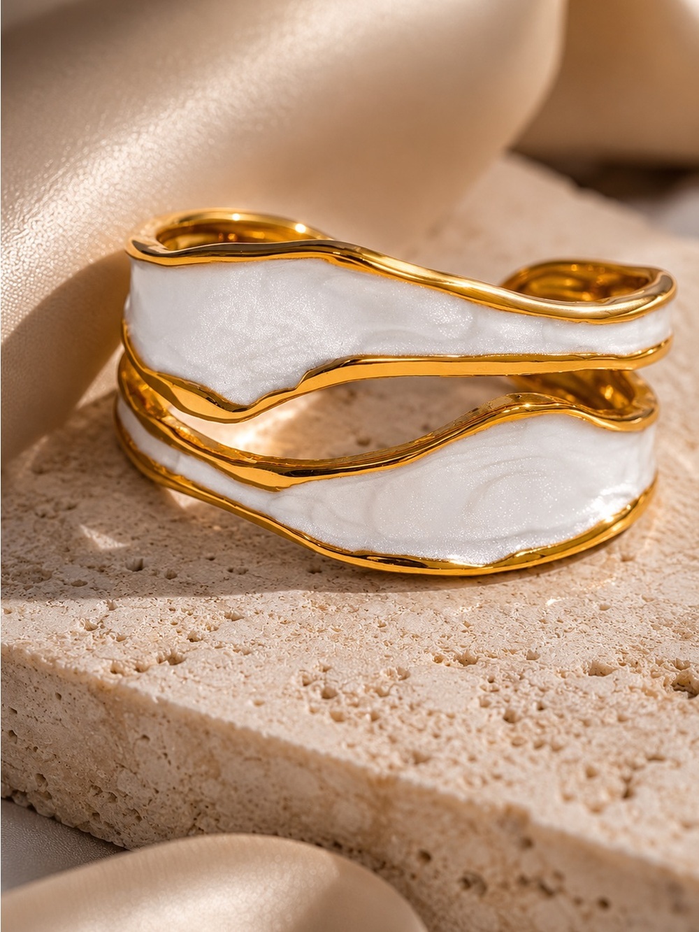 Gold-tone Ring with White Marbled Inlay - Picture 7 of 7